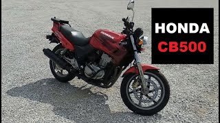 Honda CB500: uniwersalny i niezawodny motocykl z pancernym piecem