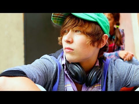 How to Make a Guy MISS YOU! (For TEENS) How to Make a Guy MISS YOU! (For TEENS)