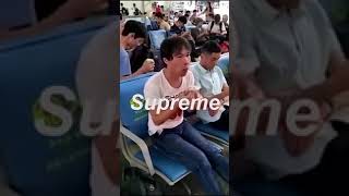 万物皆可supreme，抖音魔性音乐碰上妖娆的舞姿 SiMf0Yi73XE