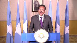 Amid security crisis, Somalia's president backs down