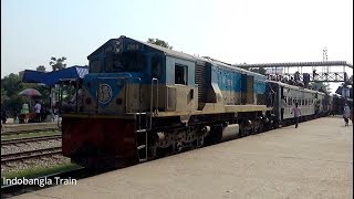 Chattala Express: Dhaka to Chittagong Train is Leaving Brahmanbaria Station - Bangladesh Railway