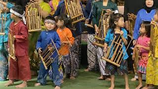 Mengharukan, Anak-Anak Saung Angklung Udjo Nyanyikan 7 Lagu Daerah