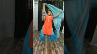 Meri Chunar Udd Udd Jaye Falguni Pathak #dance #video #trending #short #shorts