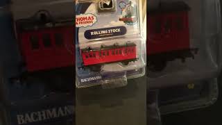 Weird factory error on “Bachmann Thomas \u0026 Friends rolling stock: Red Coach”