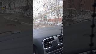 Кто видел видео как упал бетон, возле курьера, при входе в подьезд? вот что сделали с домом 🤣