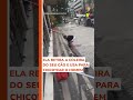 Ex-atleta de vôlei agride entregador negro usando coleira de cachorro no RJ #shorts