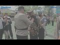 aipda al tertunduk lesu saat upacara pemecatan digerebek warga saat selingkuh dengan istri tni al