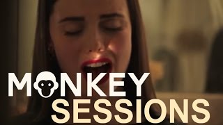 MATHILDE FERNANDEZ l VIVRE C'EST LA VIE l The Monkey Sessions