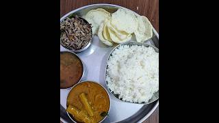 My Lunch Combo-Soru Murungaikai Sambar Vazhaipoo Poriyal Rasam Arisi Appalam Thayir Oorugai #shorts