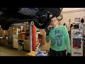 aki fiksaa käsivalintaisen vaihteiston öljynvaihto manual gearbox oil change eng. subtitles