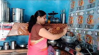 Saree vlog 💗🌹 आज मैंने बच्चों को खुश करने के लिए बनाया उनकी पसंद का नाश्ता 😋😋...