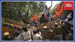 #PatriotWars : ABVP Stages 'Save DU' March In Delhi University