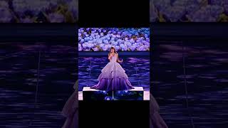 I was enchanted to meet youuuuu @RealCoolSwiftieLee @Swiftielife123 ||#taylorswiftversion