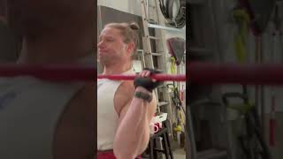 GARAGE GYM Dad CANT BE STOPPED!! PR 215lbs OVERHEAD PRESS