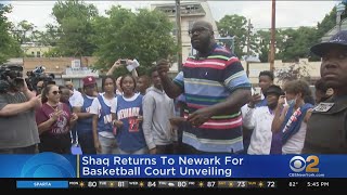 Shaq unveils new basketball court in Newark