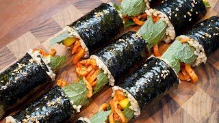 김밥 이것저것 넣지말고 딱 3가지만 넣으세요! 이렇게 쌌더니 다들 어디서 샀냐고 물어봐요~ 매운 어묵김밥 만들기 :: Kimbap Recipe