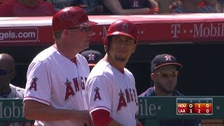 HOU@LAA: Ortega opens scoring with RBI single