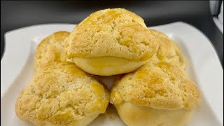 Creamy Custard Filled Bolo Bao (Pineapple Buns) Recipe (菠萝包)