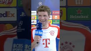 El divertido momento entre Müller y tchouaméni #championsleague #entrevista #divertido #funny