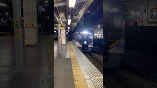 京阪3000系トーマスラッピング特急出町柳行き香里園通過