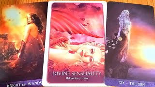 Mức Độ QUYẾN RŨ SẮC VÓC bên ngoài của bạn trong mắt NGƯỜI KHÁC GIỚI / Tarot Reading