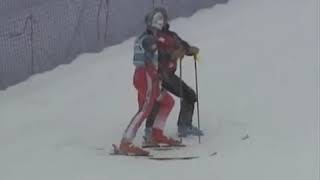 Alpine Skiing - 2005 - Men's Giant Slalom - Gruber crash in Beaver Creek