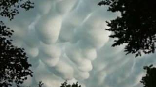 The Top ten strange clouds  (cloud types)