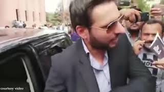 Shahid Afridi cool lip video clarification