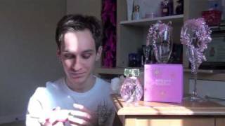 Perfume Review: Wrapped With Love by Hilary Duff