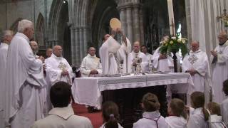 Tréguier  Pardon St Yves 2010 la messe 2.