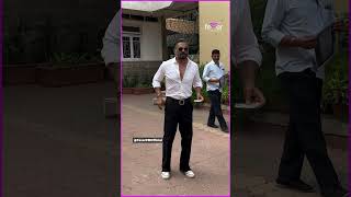 Suniel Shetty snapped before casting his vote. 🤩♥️#sunilshetty