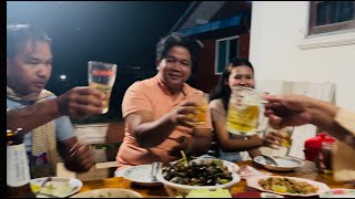 Eating Dinner with Khmer in Prakhon Chai, Tako  Tap  Thailand    ញ៉ាំបាយជាមួយមិត្តនៅប្រាគុណឆាយថៃ