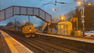 1Q23 passes Longniddry returning to Newcastle. 37402 leading 37607 #train #railway #class37 #ecml