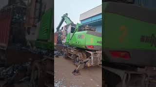 Sennebogen 821 E Scrap Unloading