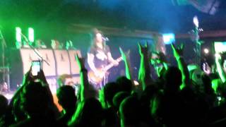 Slash w/ Myles Kennedy & The Conspirators - Welcome to the Jungle