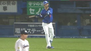 毎回ちょっと違って毎回可愛い、打席に向かう髙橋宏斗（笑） (2023/05/14)