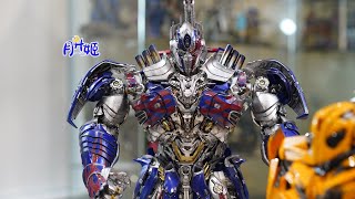 Unboxing ThreeZero Premium Scale Optimus Prime! Transformers: The Last Knight