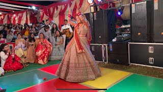 Main to Bhool Chali Babul ka Desh - Bridal Dance Performance in Mahila Sangeet