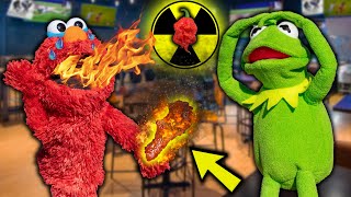 Kermit the Frog and Elmo Eat the Hottest Pepper in the World! (Carolina Reaper)
