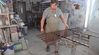 WOODMAN:Spraying planks for wooden grill with Sikkens Cetol 761