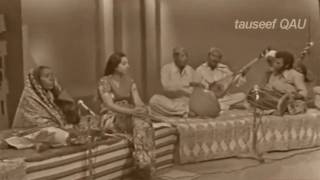 Kharee neem ke neechey by Maai Bhaagi PTV Live recording-Great folk song Kharee neem ke neechey by Maai Bhaagi PTV Live recording-Great folk song
