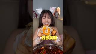 深夜偷吃全世界最大的品种 巨无霸青蟹王是什么体验呢～深夜偷吃 吃垮爸妈零食店365天