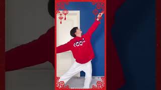 【INTO1 Liu Yu】Short Video｜Liuyu does the yangko dance to wish you happy Chinese New Year in advance.