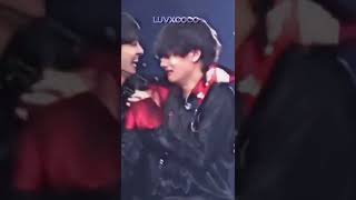 Jungkook accidentally hits tae 😭