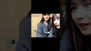 에이핑크 막냉이 오하영 귀여워하면서 뽀뽀하는 정은지 #shorts