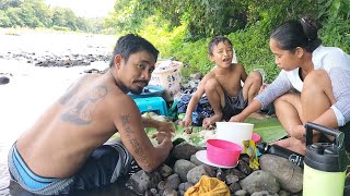 Bonding sa tabing ilog