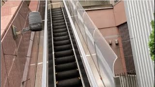 聖蹟桜ヶ丘OPA エスカレーター_escalator shoppingmall OPA SEISEKI-SAKURAGAOKA Tama Tokyo