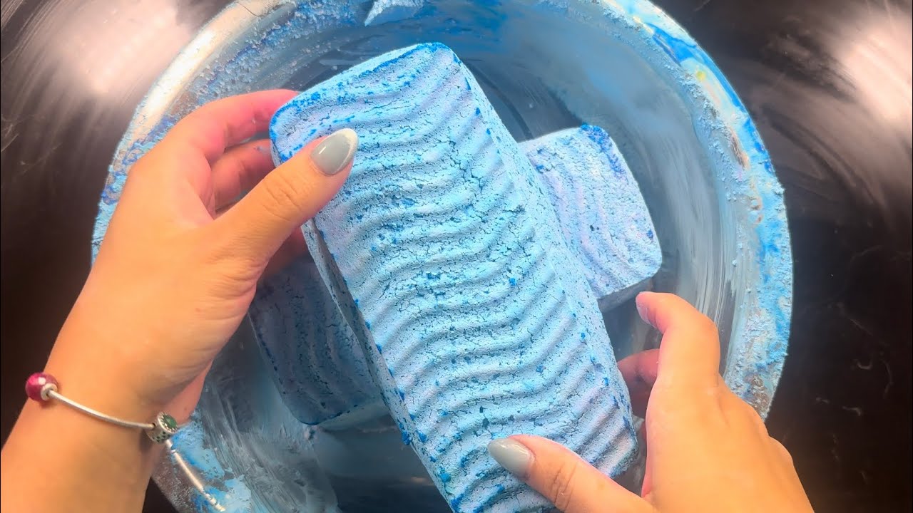 Blue Soft Dusty Gym Chalk Reform Youtube