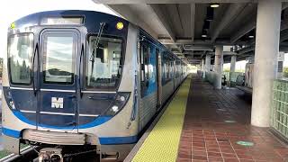 Miami Metrorail: New Hitachi Metro Trains on Elevated Tracks
