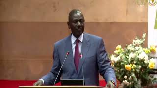 NYINYI AMUWEZI ELEWA ILE MBIO RAILA AMENIPELEKA MPAKA NIKAKUBALI KUMSIKIZA!!RUTO EXPLAINS WHY HE SAT